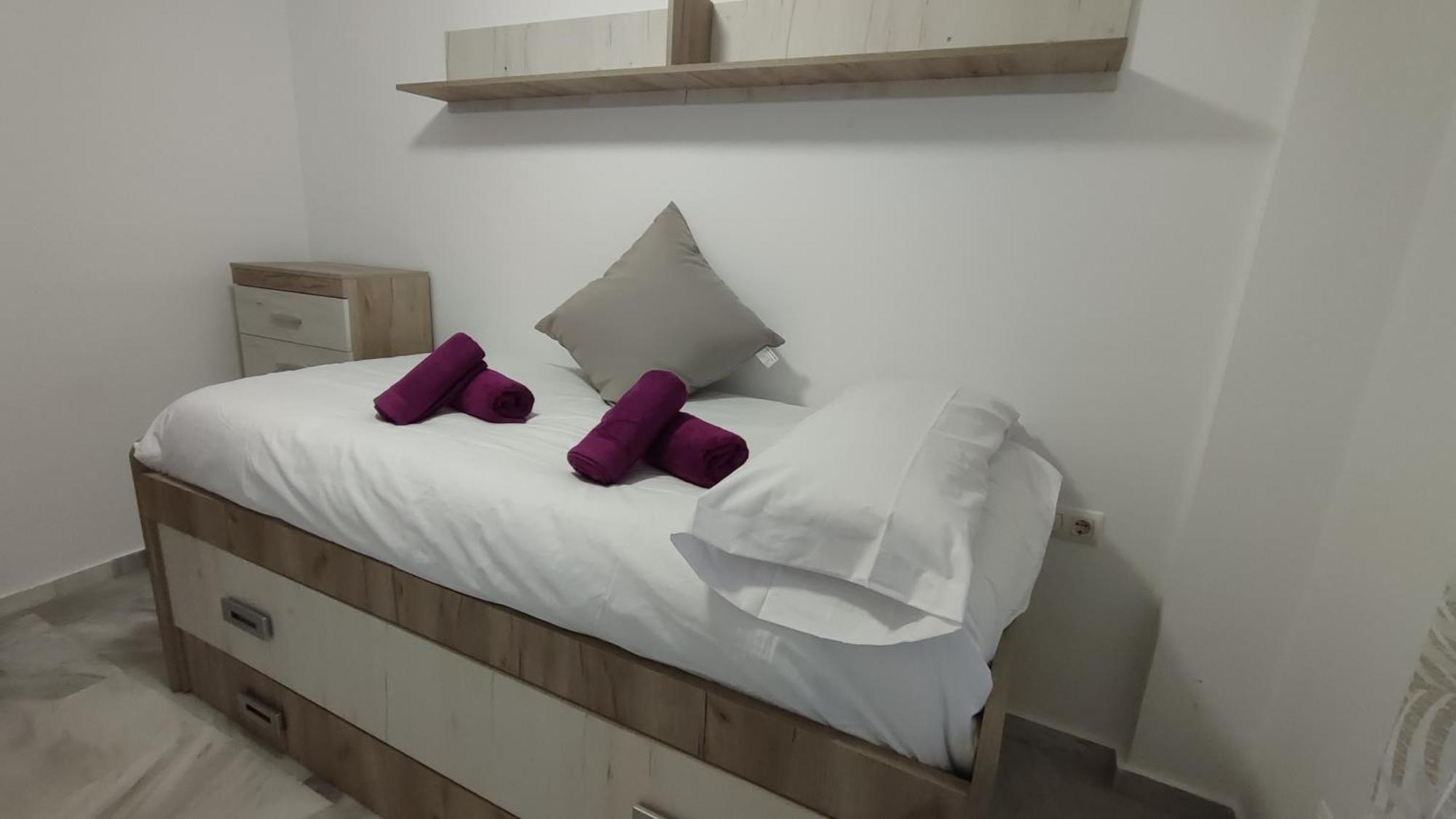 Apartamentos Seneca Junto Al Centro Málaga Exterior foto